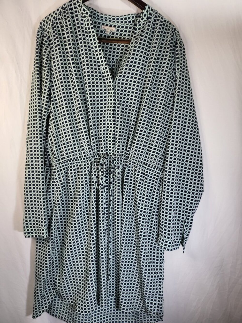 Gap Designed & Crafted‎ Split Neck Dress – Geometric Print, Size XXL